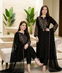 LF-BT2800 HIGHLY RECOMMENDED Unstitched Fully Embroidered Lawn Suit With Embroidered Bamber Chiffon Dupatta