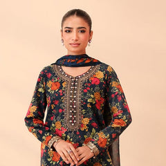 SR-BQ40 Digital Printed Khaddar Suit 3pc with Khaddar Digital Printed Dupatta & Embroidered Patches