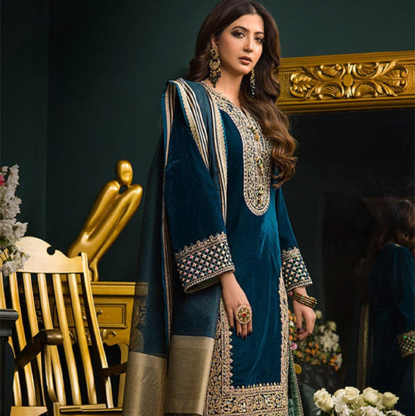 SR-1080 Embroidered 9000 Micro Velvet 3Pc With Organza Printed Dupatta