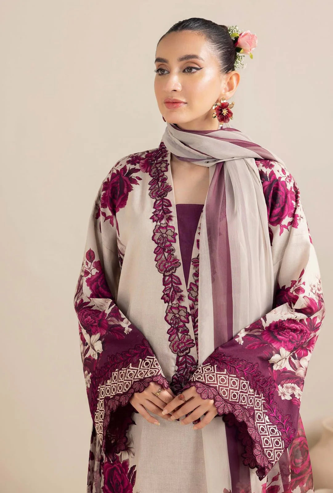 LF-AD476 Unstitched Digital Printed Lawn Suit 3pc With Digital Printed Lawn Dupatta