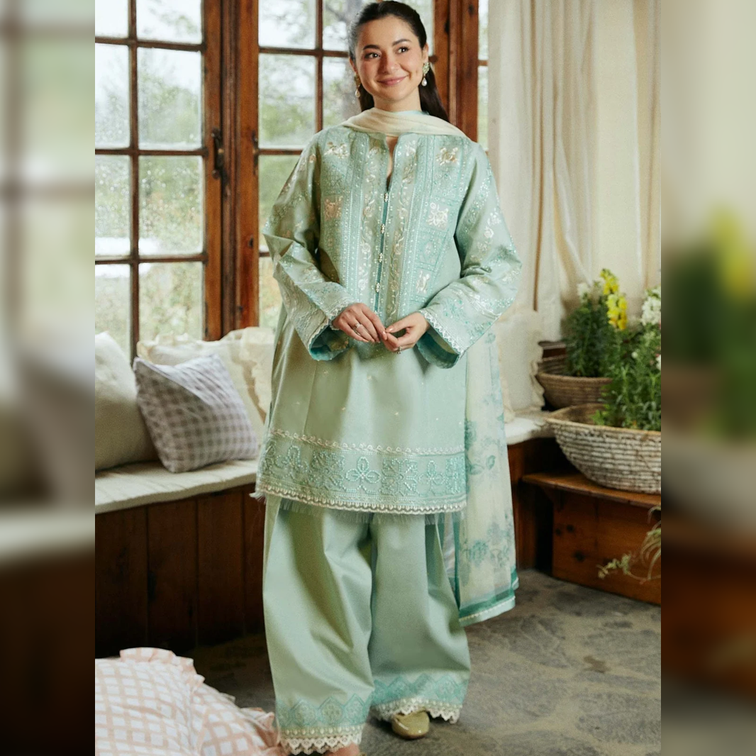 SR-49 Lawn Embroidered 3pc Suit With Printed Chiffon Dupatta