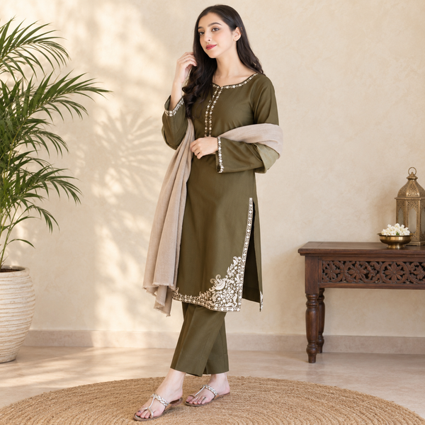 LF-AS10 Unstitched Embroidered Dhanak Suit With Dyed Dhanak Shawl
