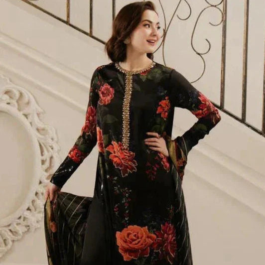 Khaddar 3pc Digital Printed Suit With Digital Printed Khaddar Dupatta