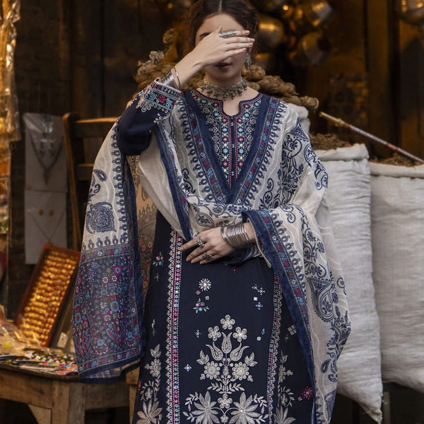 SR-AK905 Dhanak Embroidered Suit With Digital Printed Woolen Shawl