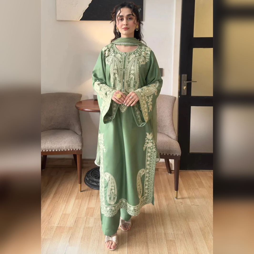 LF-MR2740 Unstitched Embroidered Lawn Suit 3pc With Bamber Chiffon Embroidered Dupatta