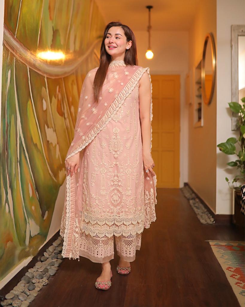 LF-LM54 3Pc Unstitched Embroidered Lawn Suit With Organza Embroidered Dupatta