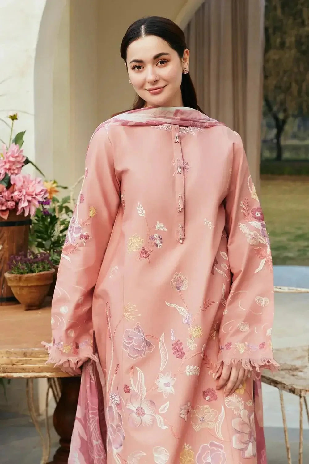 LF-ZS2755 Lawn Unstitched Embroidered 3pc Suit With Cotton Lawn Digital Printed Dupatta