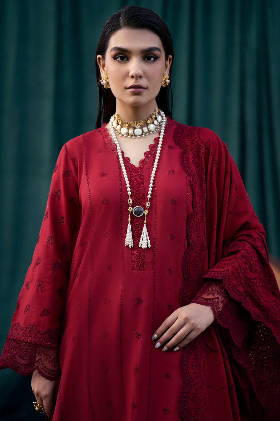 LF-MO24 Chikenkari Embroidered Lawn 3Pc Suit With Lawn Embroidered Dupatta