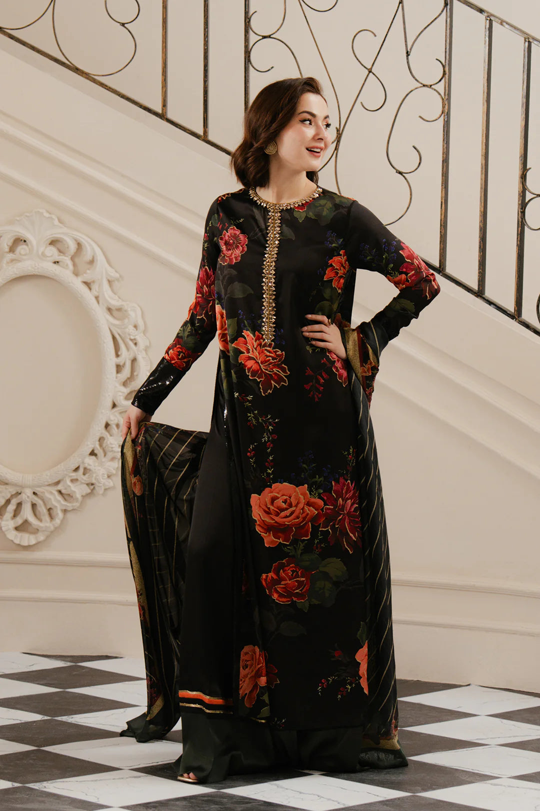 Khaddar 3pc Digital Printed Suit With Digital Printed Khaddar Dupatta
