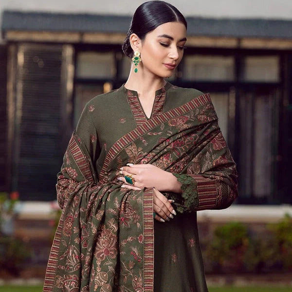 SR-925(L) Dhanak Embroidered Suit with Dhanak Embroidered Shawl