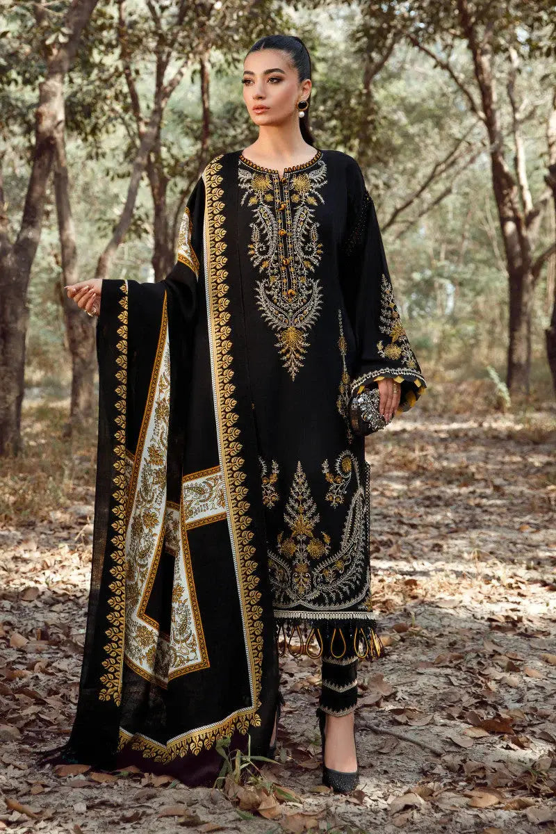 SR-700 Dhanak Embroidered Suit With Digital Printed Wool Shawl