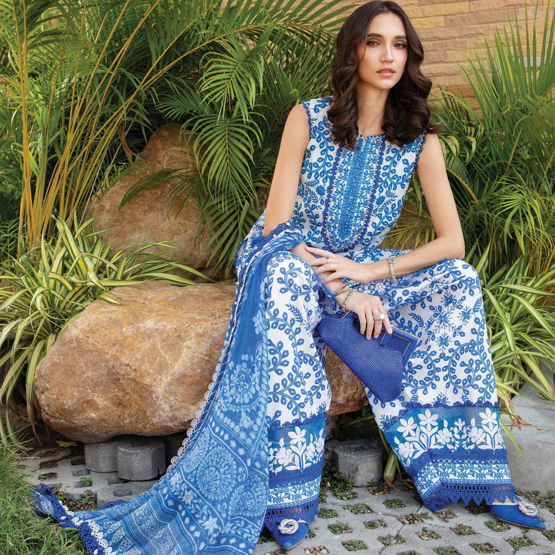 SR-MB462 Digital Printed Lawn Suit 3pc with Lawn Digital Printed Dupatta