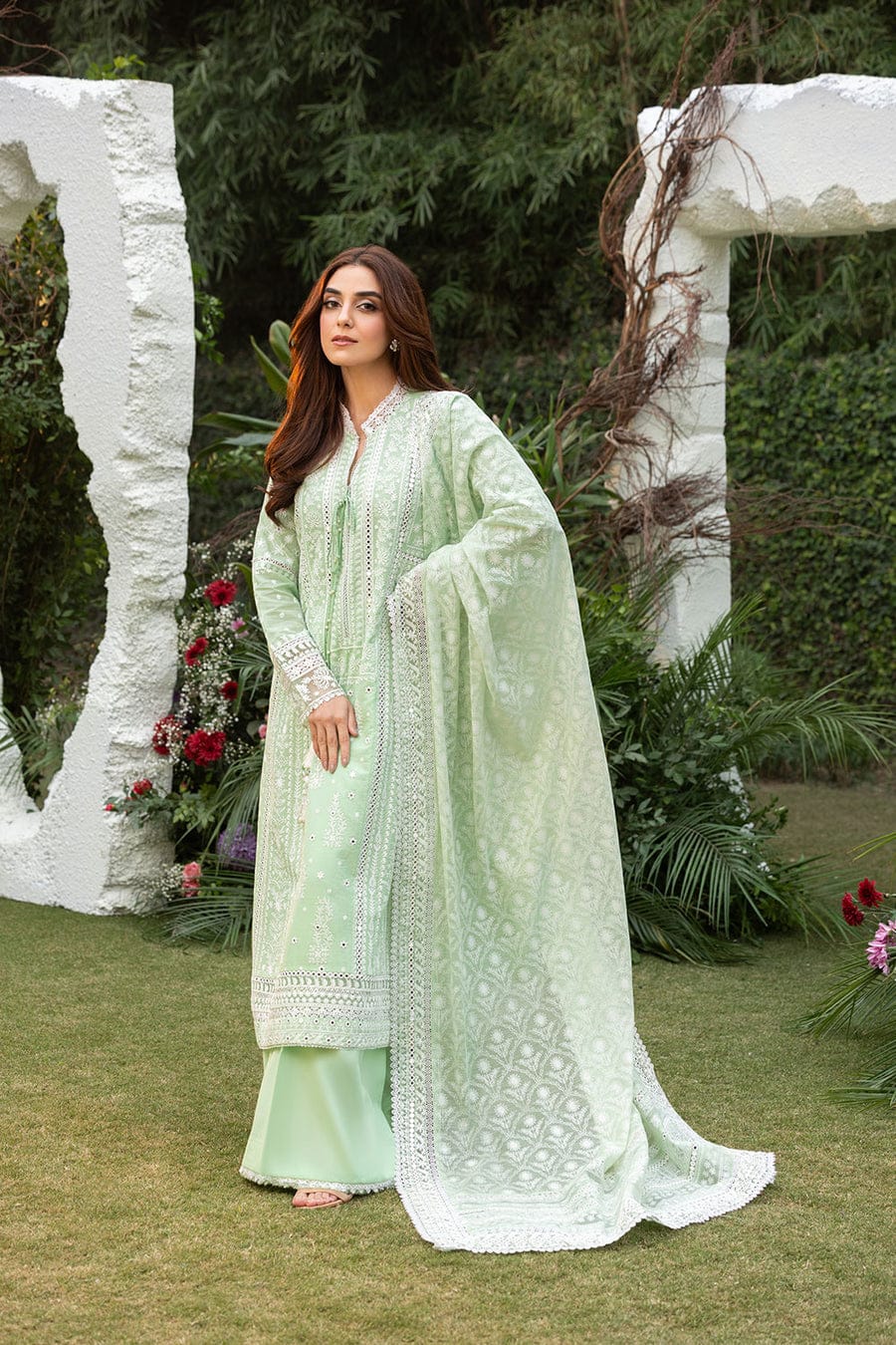 LF-SN2675 Unstitched Fully Embroidered Lawn Suit With Embroidered Organza Dupatta
