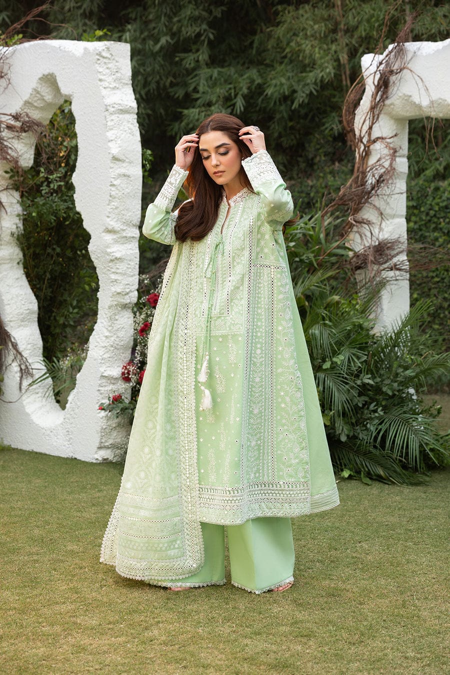 LF-SN2675 Unstitched Fully Embroidered Lawn Suit With Embroidered Organza Dupatta