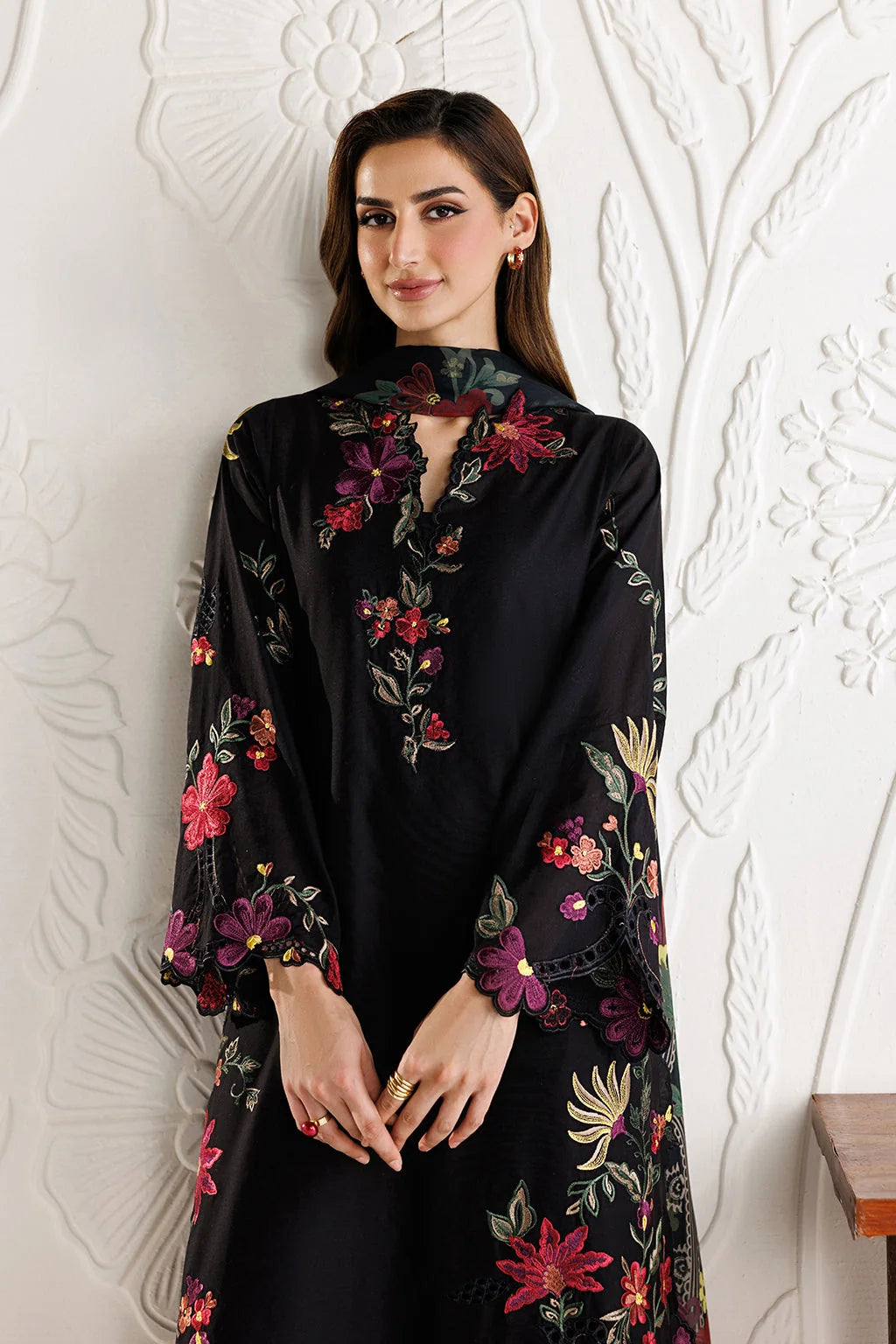 LF-IZ2955 Unstitched Fully Embroidered Dhanak Chikenkari Suit With Digital Printed Diamond Wool Shawl