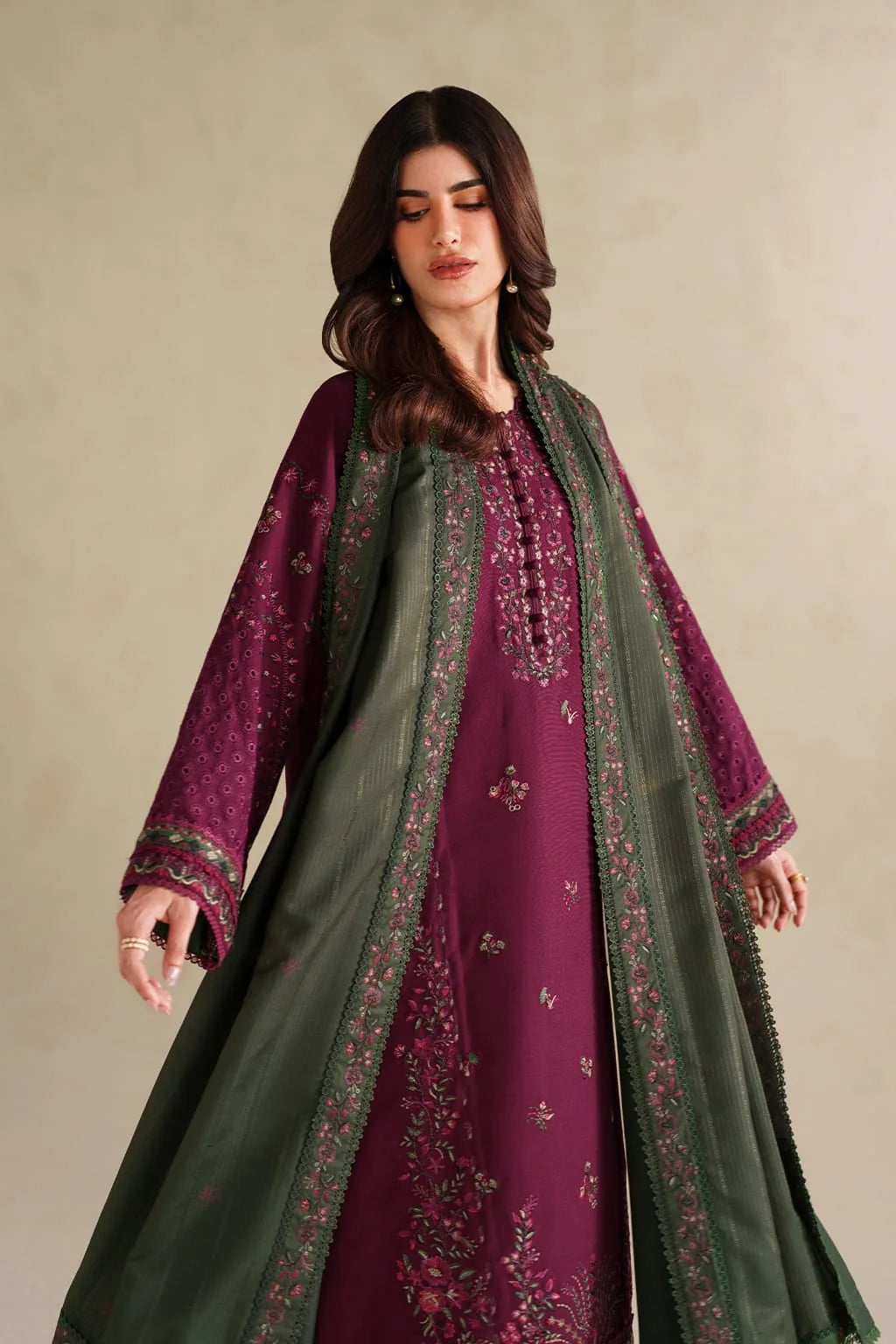 LF-IZ2705 Unstitched Fully Embroidered Dhanak Suit Embroidered Dhanak Shawl