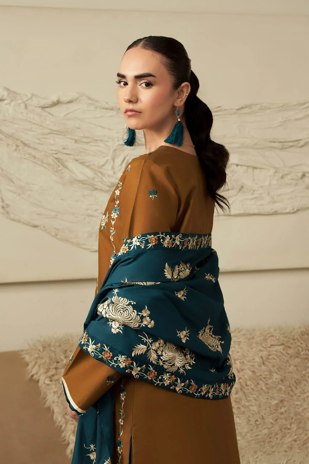 LF-RB250 Highly Recommended (8.2 meters) Unstitched Fully Embroidered Dhanak Suit With 4 Sided Embroidered Dhanak Shawl