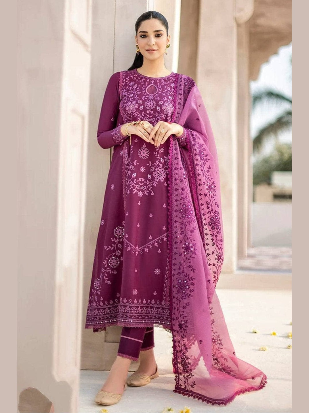 SR-CS84 Lawn Unstitched Embroidered 3pc Suit With Organza Embroidered Dupatta