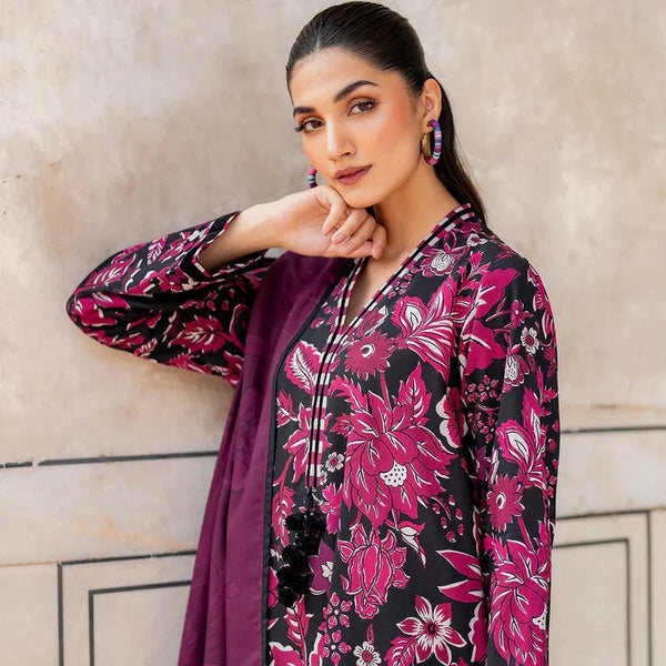 SR-BK187 Khaddar 3pc Digital Printed Suit With Digital Printed Khaddar Dupatta